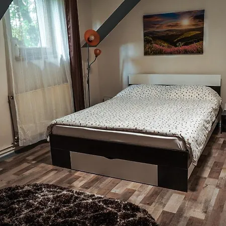 Pinewood Holiday home